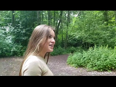 ❤️ Ech hunn dem Evelina virgeschloen datt mir op enger ëffentlecher Plaz fécken! Si sot jo. Dunn hunn ech hatt an den Arsch gefickt an an hirem Mond kum. Dunn huet si sech selwer gepisst. ❤❌ Fucking bei eis ❌❤