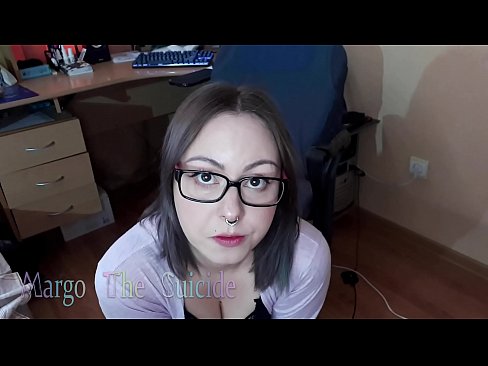 ❤️ Sexy Meedchen mat Brëll suckelt Dildo déif op der Kamera ❤❌ Fucking bei eis ❌❤